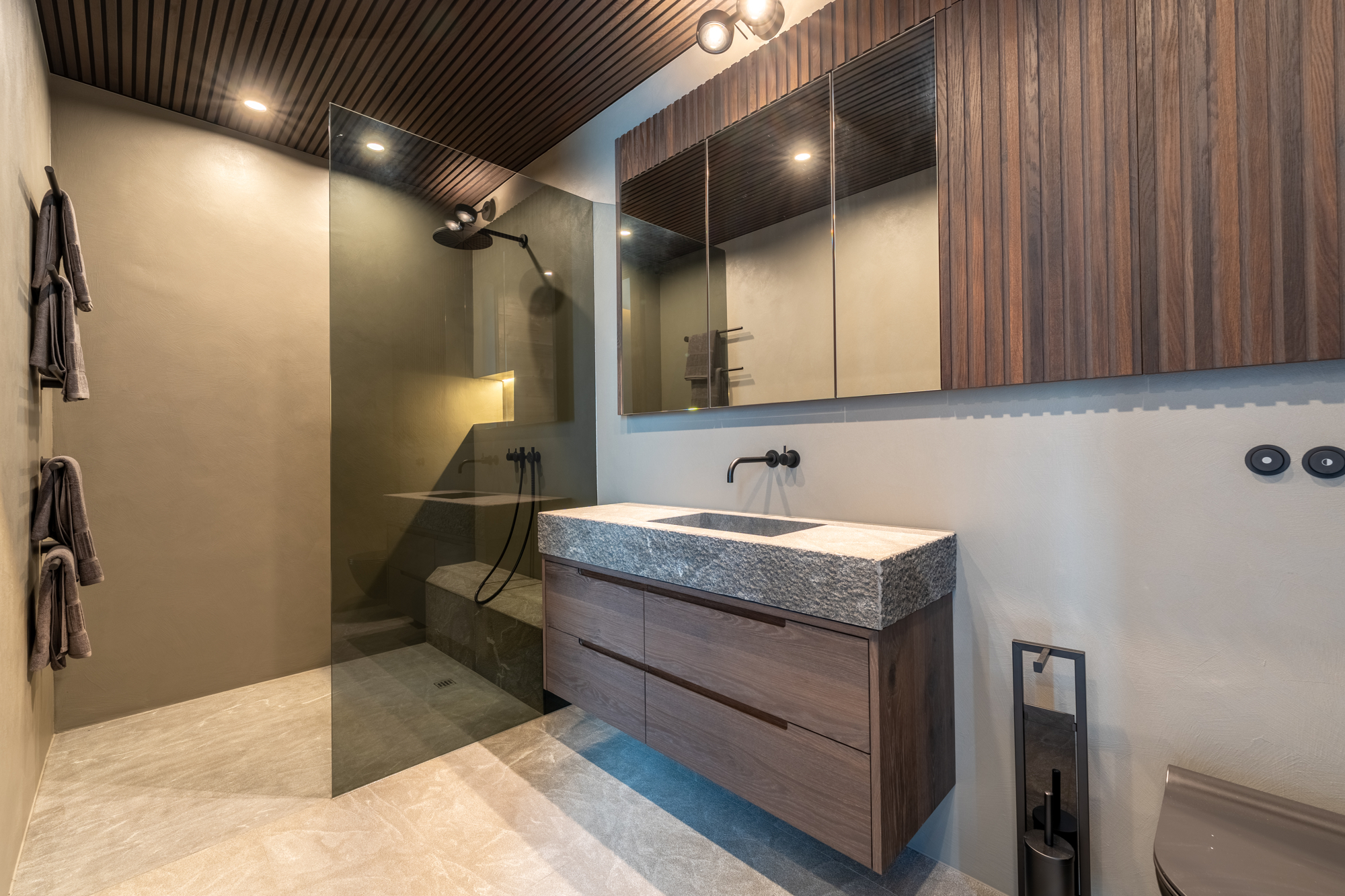 Chalet mit Indoorpool, Sauna & Heimkino – Luxus pur in Reith bei Kitzbühel – Bild 14