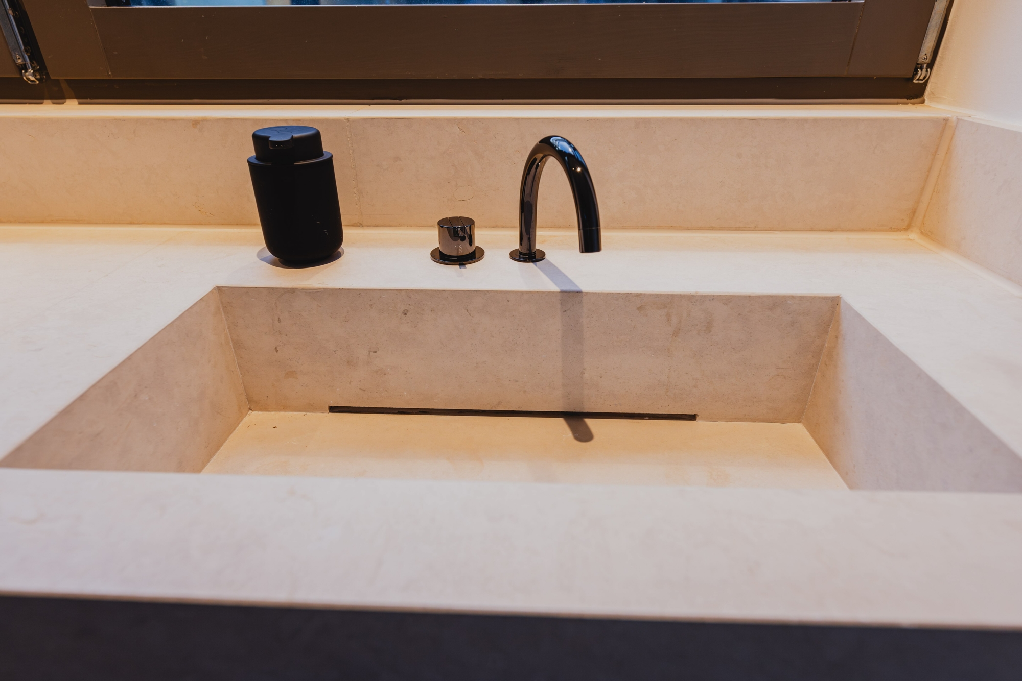 DESIGN TRIFFT NATUR – PENTHOUSE-FEELING AN DER ISAR – Bild 14