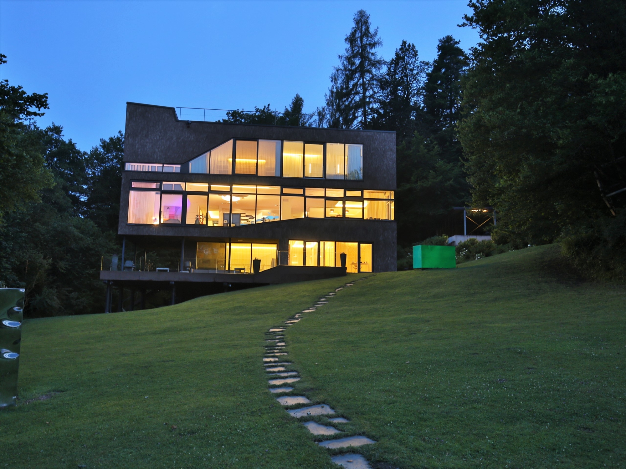 „Villa am Wörthersee: Einzigartiges Luxusdomizil in idyllischer Natur“ – Bild 14