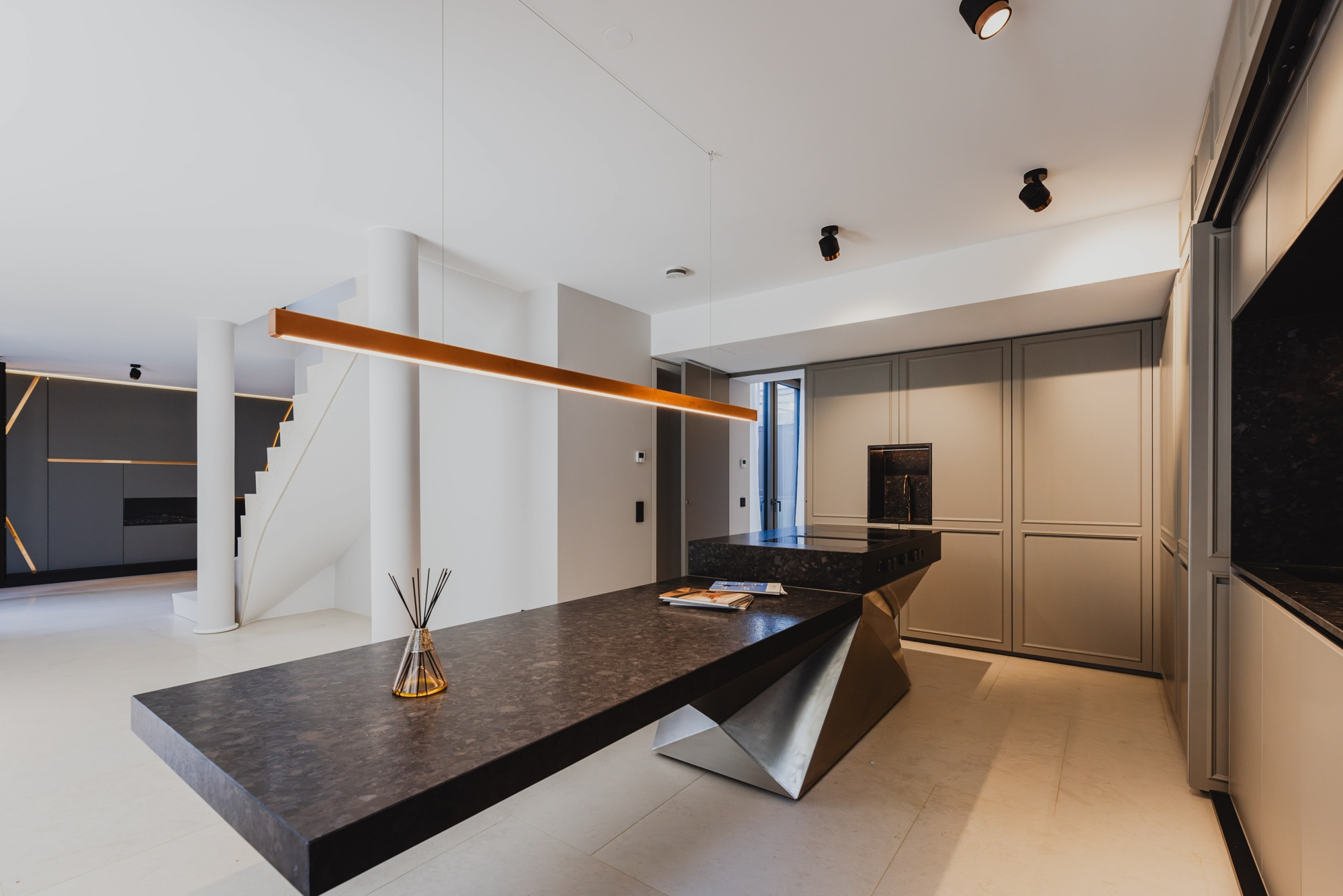 DESIGN TRIFFT NATUR – PENTHOUSE-FEELING AN DER ISAR – Bild 9