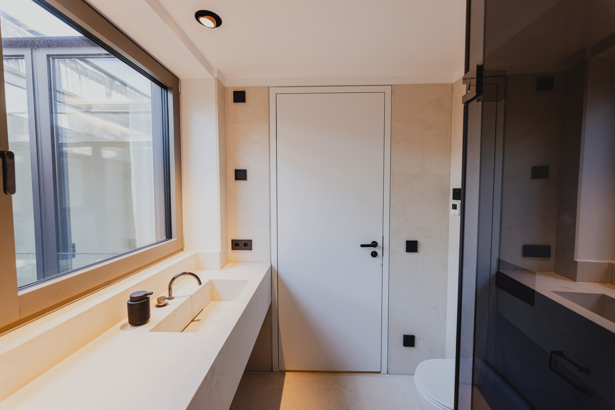 DESIGN TRIFFT NATUR – PENTHOUSE-FEELING AN DER ISAR – Bild 12