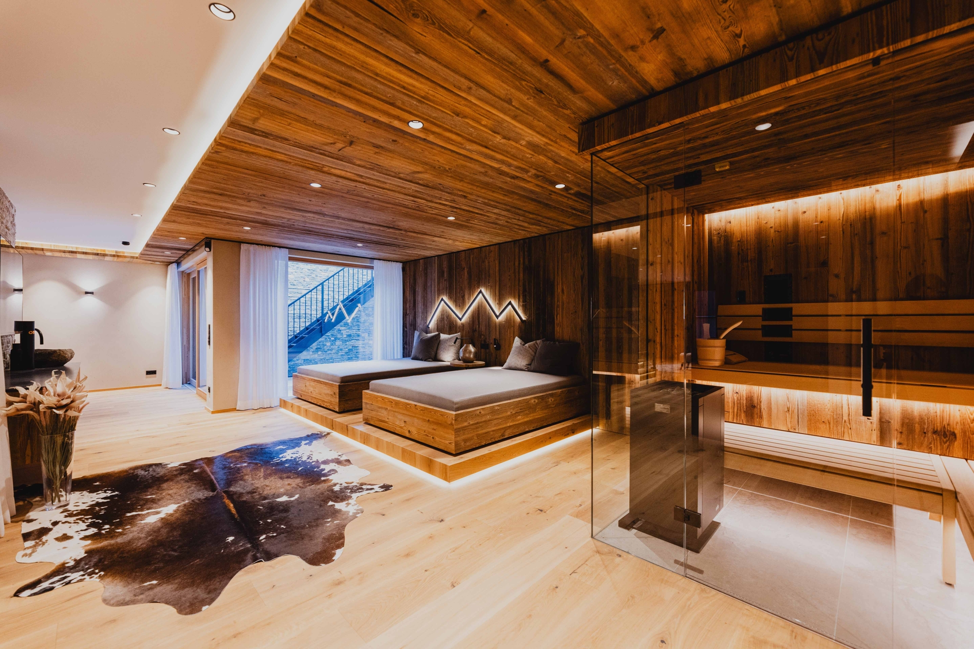 TRAUMHAFTES CHALET MIT AUßENPOOL IN SONNIGER LAGE – Bild 9