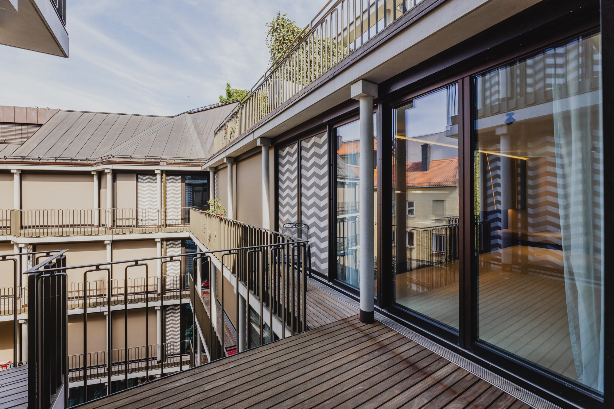 DESIGN TRIFFT NATUR – PENTHOUSE-FEELING AN DER ISAR – Bild 15