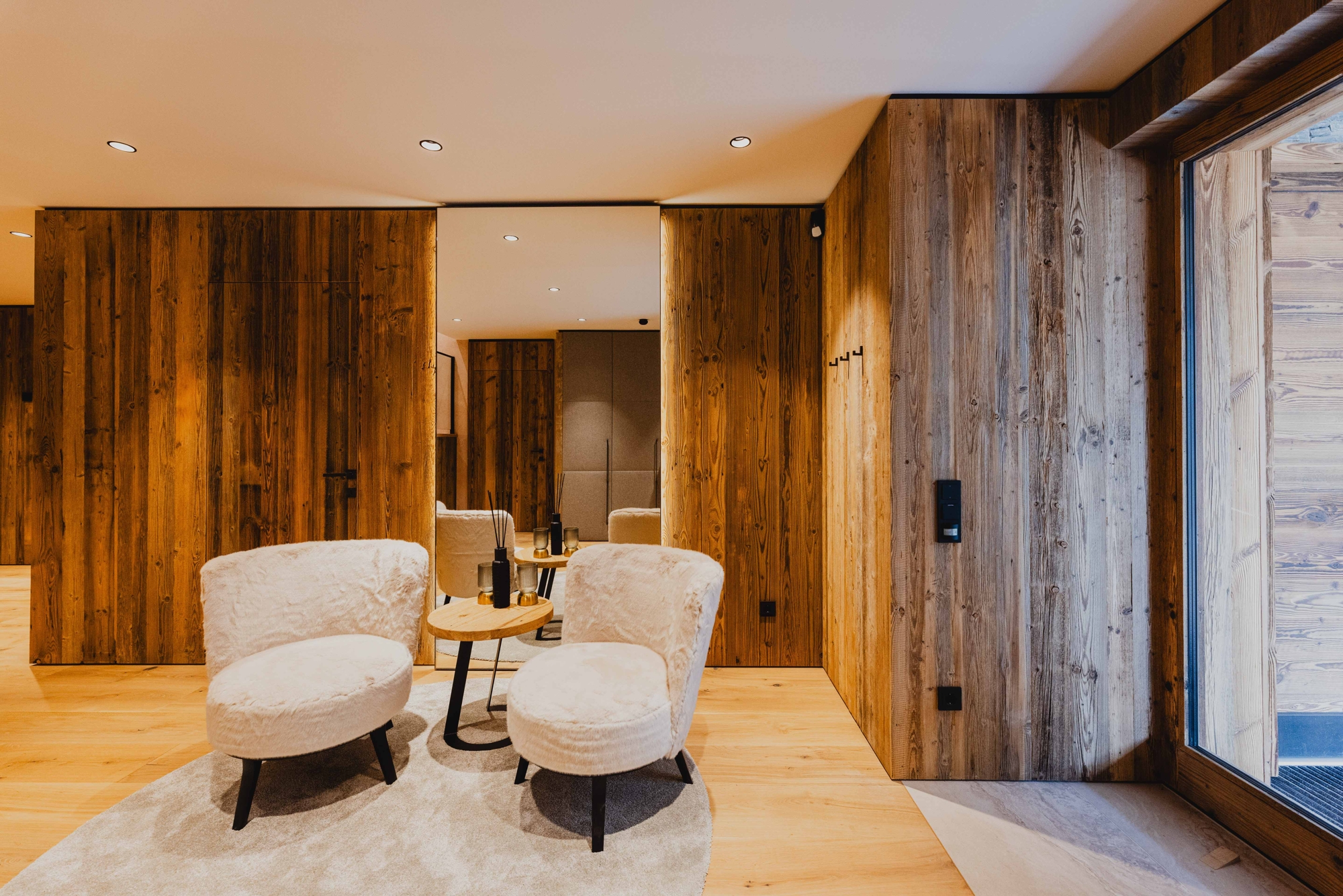 TRAUMHAFTES CHALET MIT AUßENPOOL IN SONNIGER LAGE – Bild 5