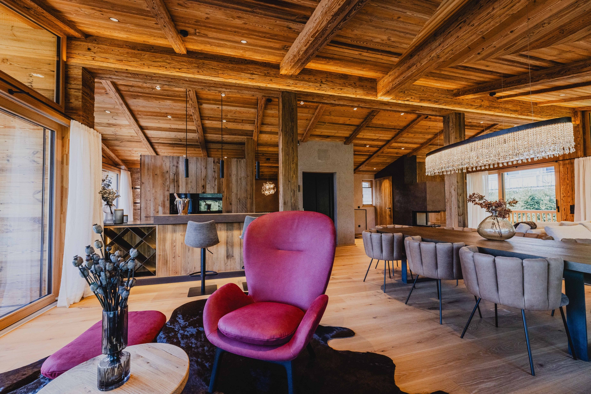 TRAUMHAFTES CHALET MIT AUßENPOOL IN SONNIGER LAGE – Bild 33
