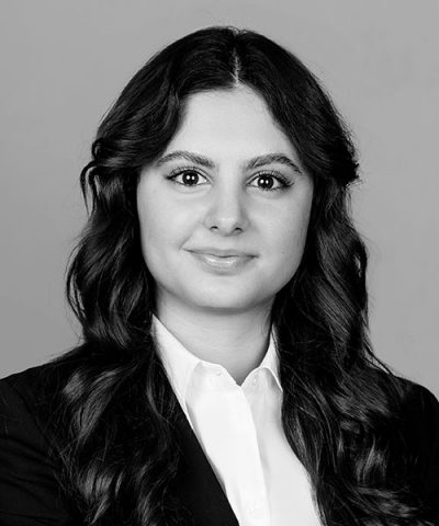 Yasmina Graf Immobilienkauffrau Yasmina Graf Immobilienkauffrau